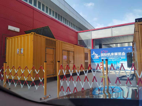 平顺发电车出租-发电机无电压或电压太低怎么办？