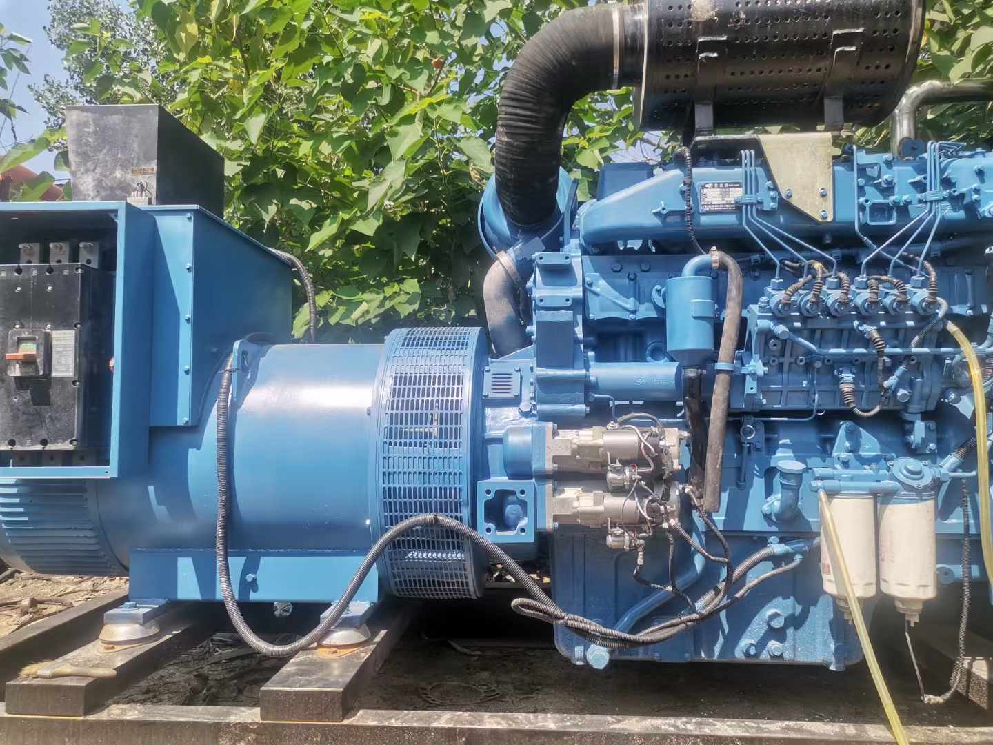平顺详细说明降低 800kW 柴油发电机输出电流波动的方法