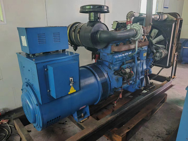 平顺100kW柴油发电机组使用多级机油有哪些优缺点？